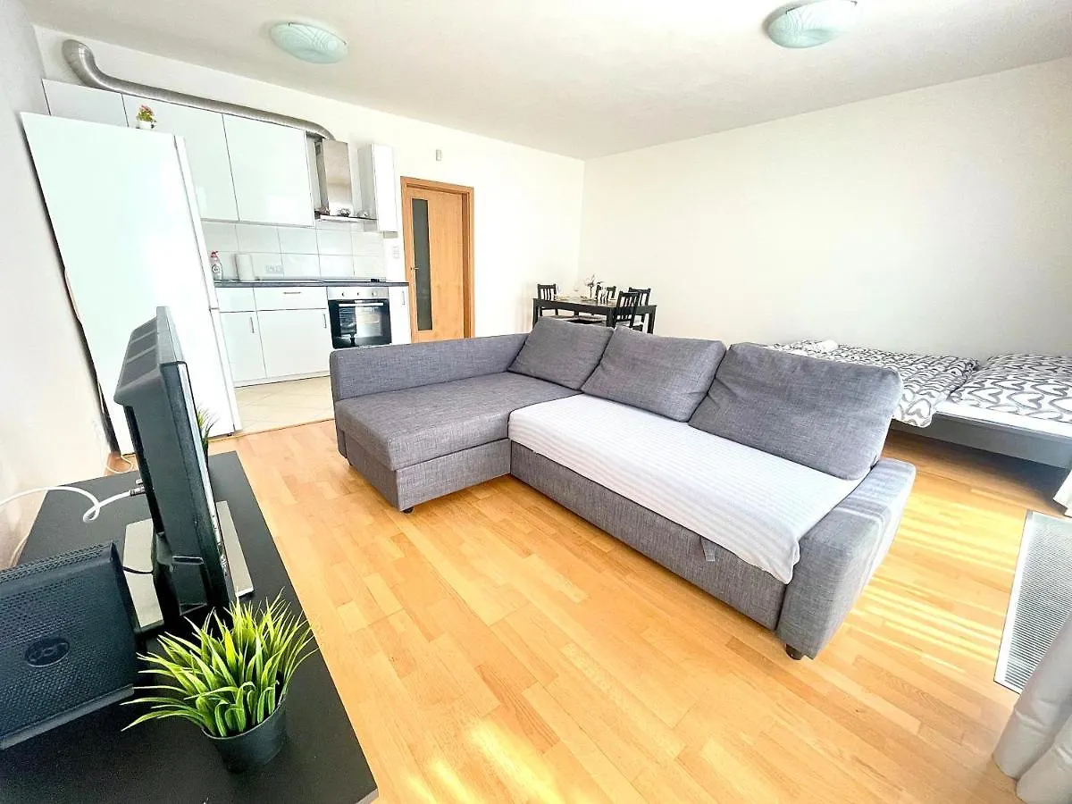 Garden Park Apartment+ Prague